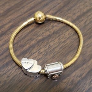 Like new Pandora Shine mesh bracelet with 2charms